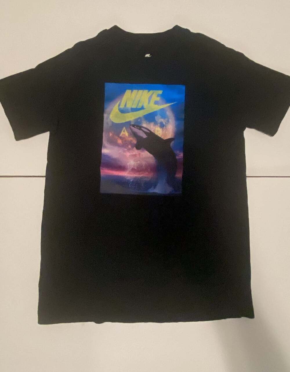Nike Air Orca Whale Photo Graphic T-Shirt Black Men's Size Child’s L